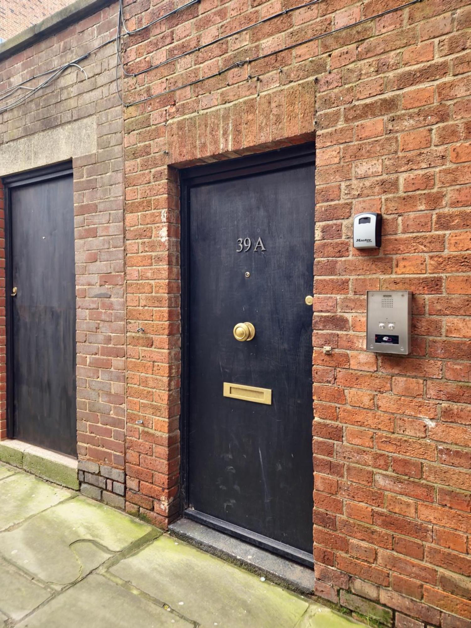Central Gloucester Self-Catering Flat - A Hidden Gem Buitenkant foto